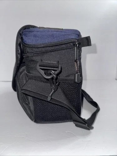 Lowepro Ridge 10 Arctic Blue Camera Pouch 9.5”x6”x9” image indicator(4)