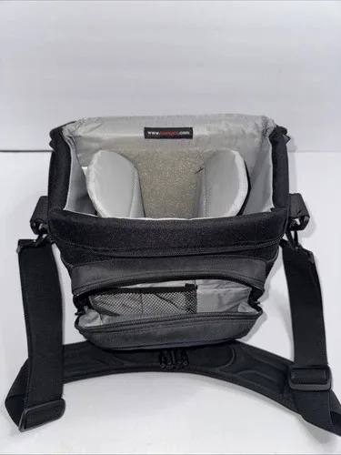 Lowepro Ridge 10 Arctic Blue Camera Pouch 9.5”x6”x9” image indicator(7)