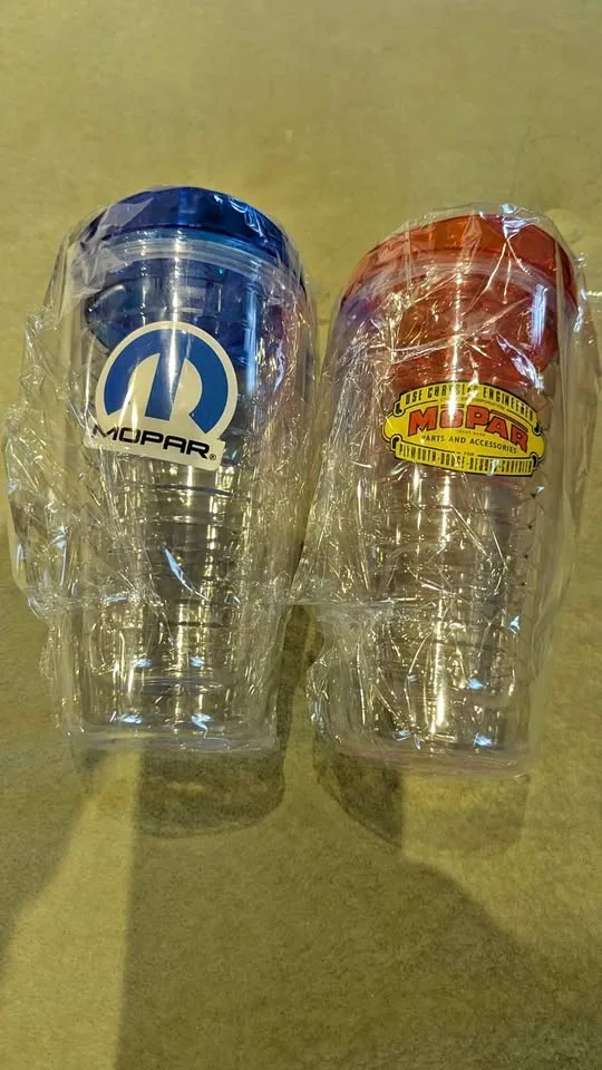 Plastic Tumbler Set Pair w/ Lids