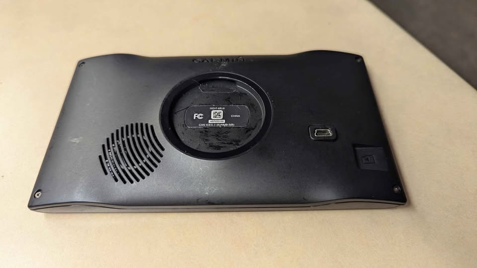 Garmin Nuvi 68LM - photo 2