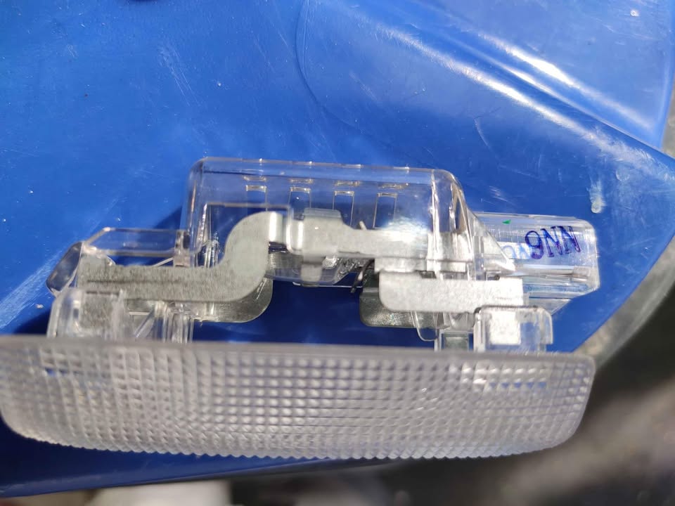 Lexus Rx door lights - photo 3