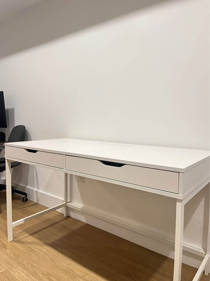 IKEA Alex white desk - photo 4