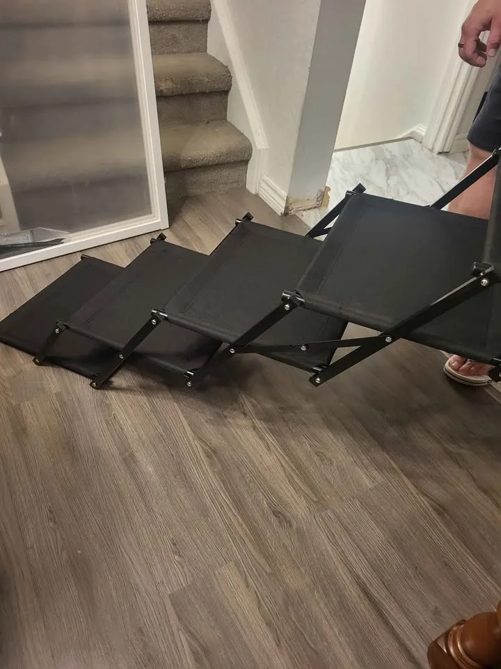 Brand New Folding Dog Steps for Car, Truck, etc image indicator(6)