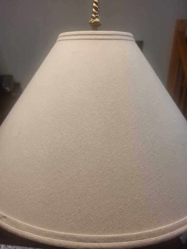 Large Gold and Glass Table Lamp with Round Off-White Shade image indicator(5)