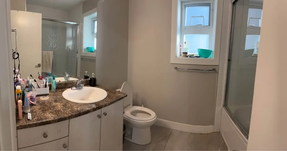 1 Bed 1 Bath - House image indicator(3)