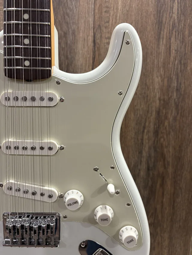 Fender Made in Japan Limited Stratocaster® XII image indicator(4)