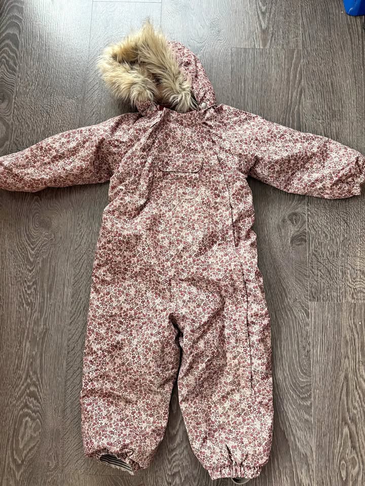 Wheat Kids Winter Snowsuit – Size 3 (Fits Big), Excellent Condit