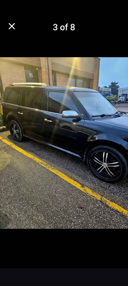 2010 Ford Flex - photo 3