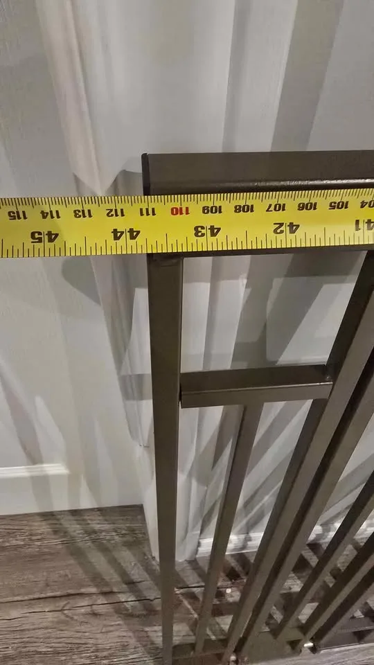 Baby or Pet gate metal image indicator(6)