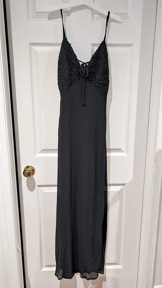 *NEW* (M) Wild Fable Rosette Cup Maxi Dress thumbnail