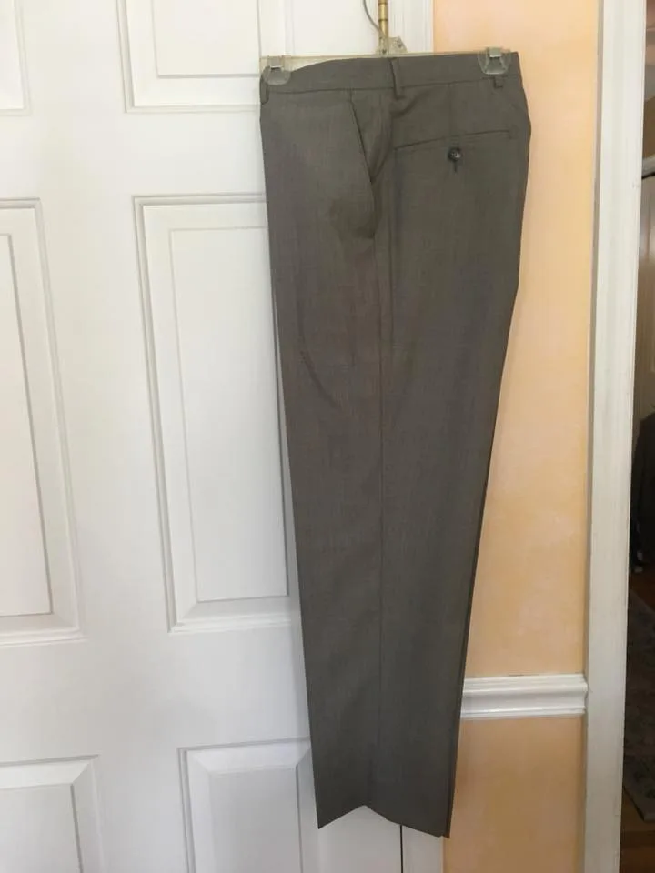 Jos A Bank grey men’s designer Suit NWT will consider a reasonab image indicator(4)