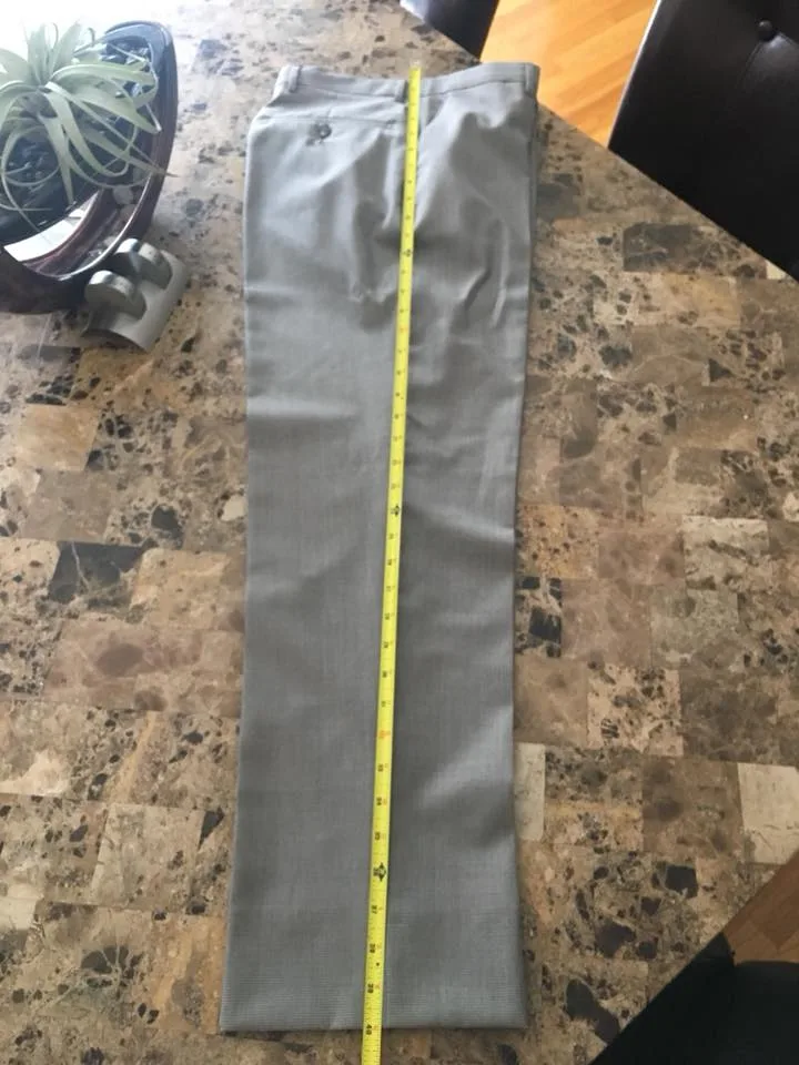 Jos A Bank grey men’s designer Suit NWT will consider a reasonab image indicator(7)