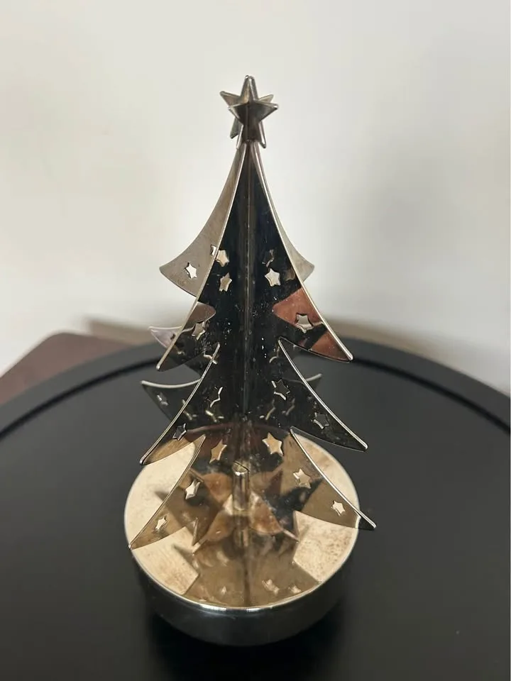Vintage Silver-Plated Musical Christmas Tree image indicator(8)