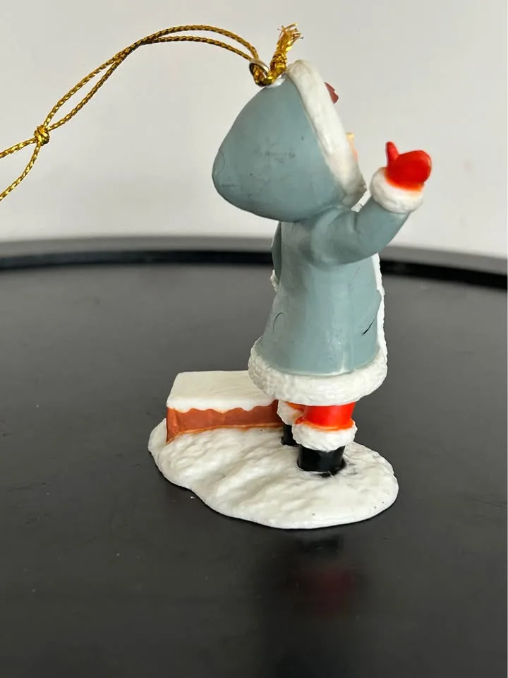 Vintage Christmas Decor Girl with Sled image indicator(3)