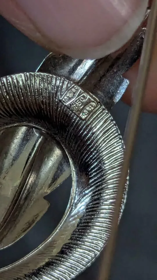 Vintage Italian 18K white gold Feather Brooch image indicator(3)