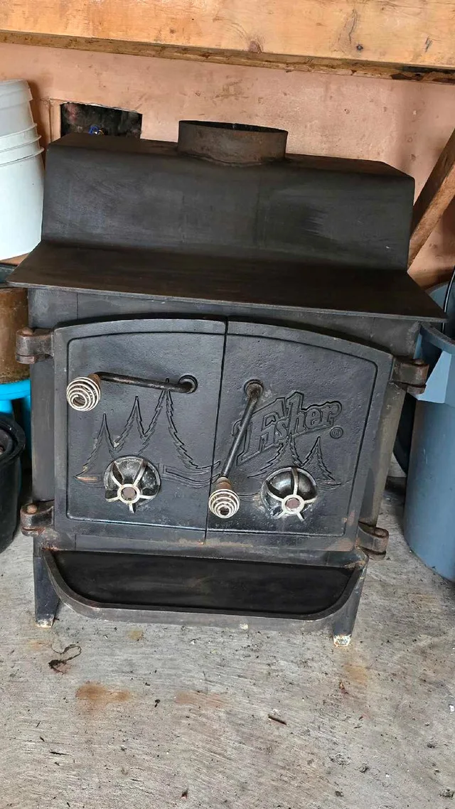 Grandma Bear Fisher Wood Stove Cathedral Doors TOP VENT