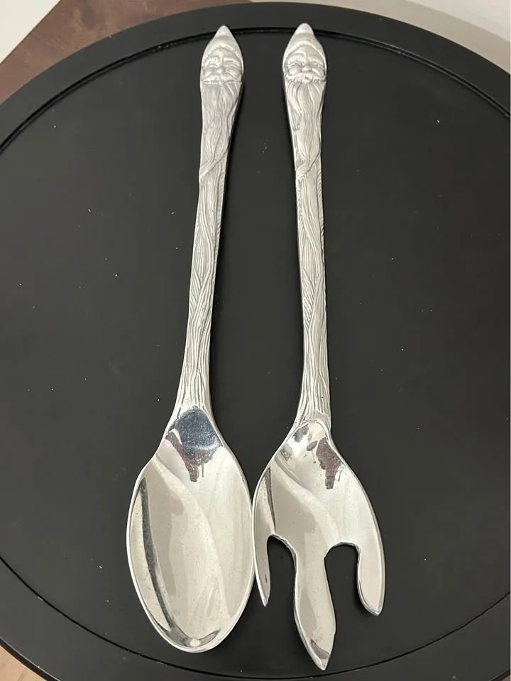 Salad Serving Set with Santa Faces – Christmas Decor image indicator(5)