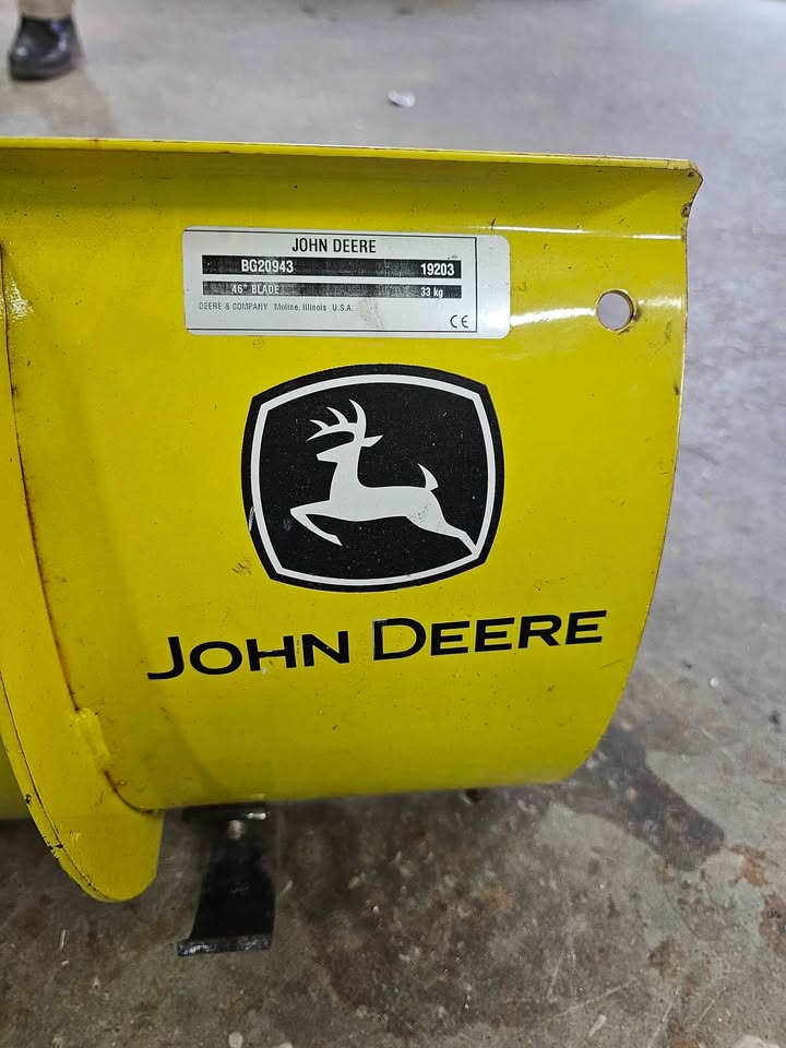 John deere snow plow attachment - photo 5