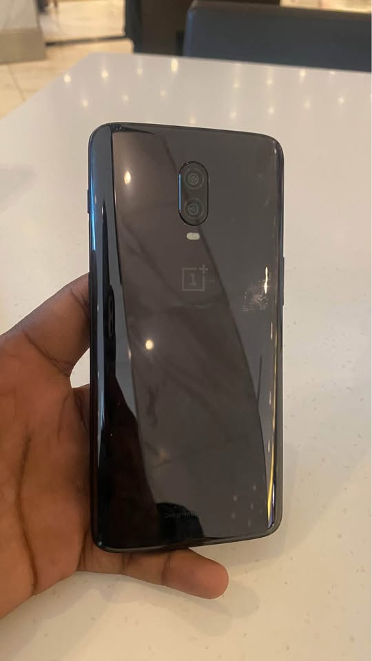 OnePlus 6T – 128GB (Unlocked) - photo 2