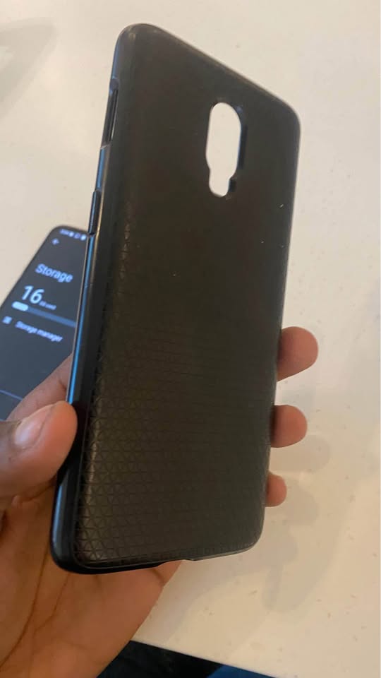 OnePlus 6T – 128GB (Unlocked) - photo 5
