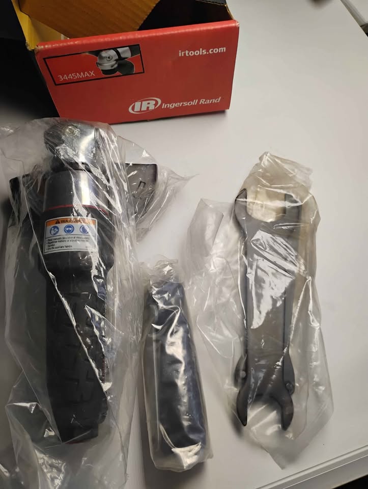 Ingersoll Rand 3445MAX 4.5 Inch Air Angle Grinder - photo 3