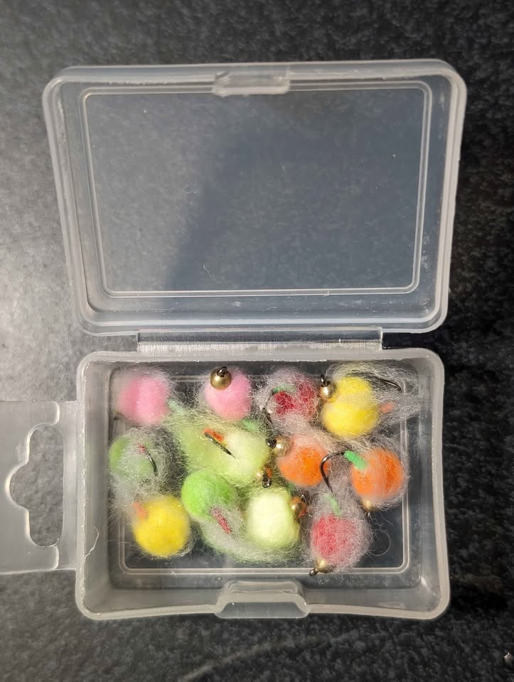 12 Egg fly for salmon and steelhead fishing - photo 2