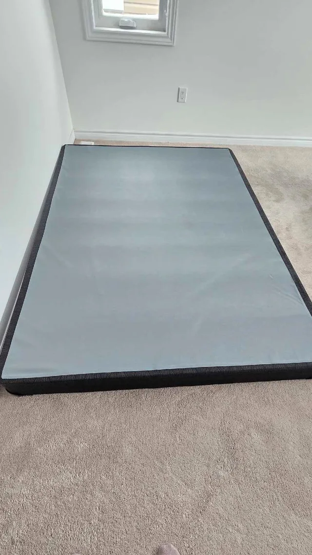 Top quilted Aloevera Queen Mattress + Box Spring image indicator(4)