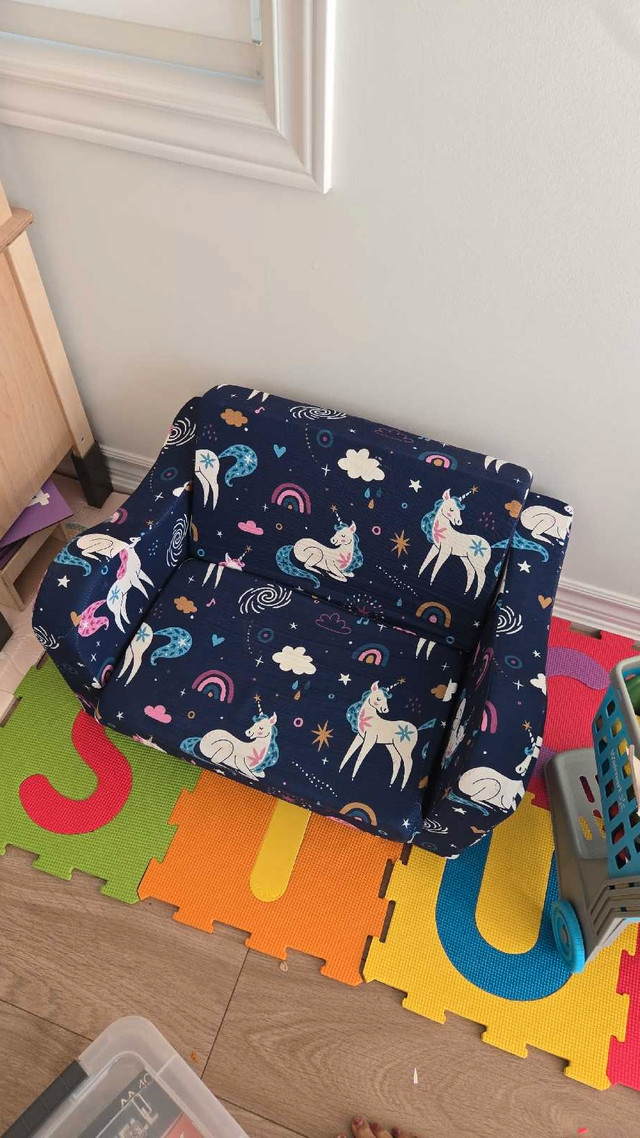 2-in-1 Kids Couch
