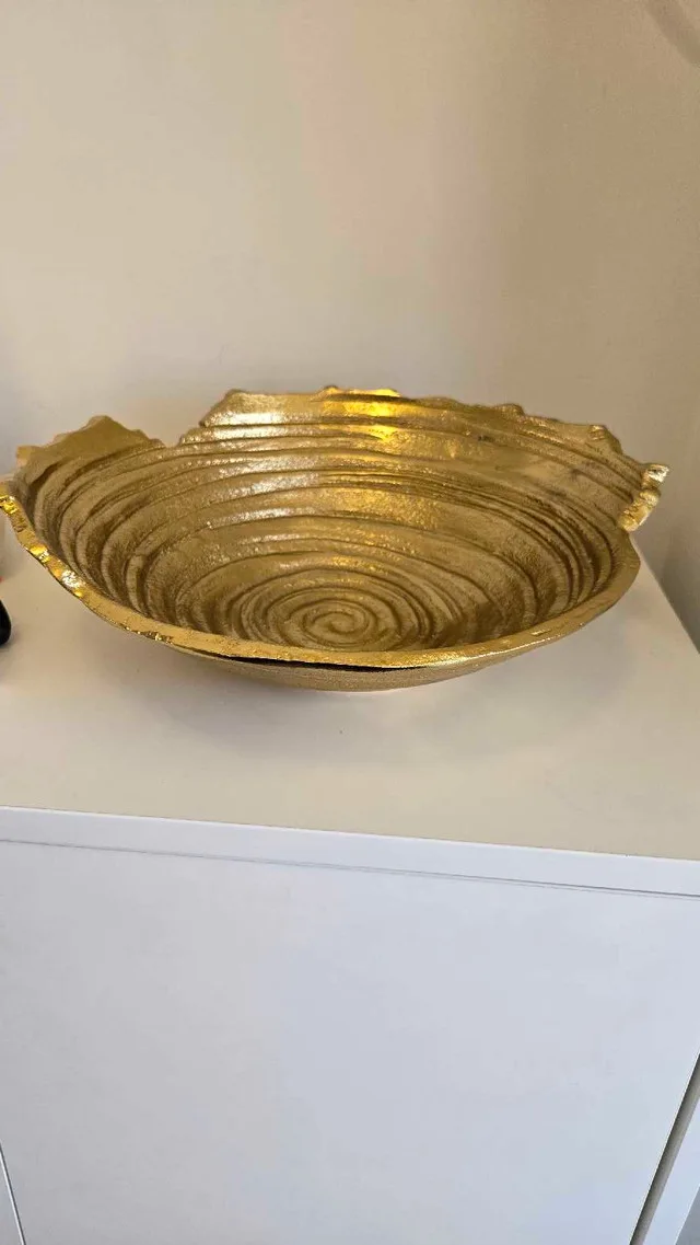 Gold Decorative Bowl image indicator(2)