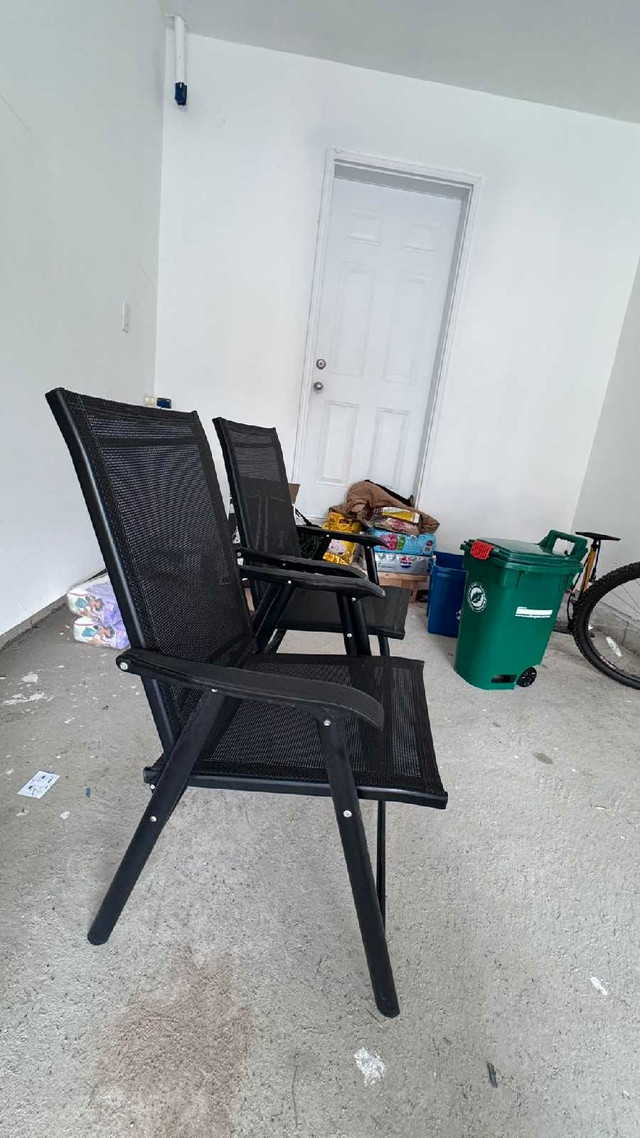 Hampton Bay Patio Chairs - photo 2