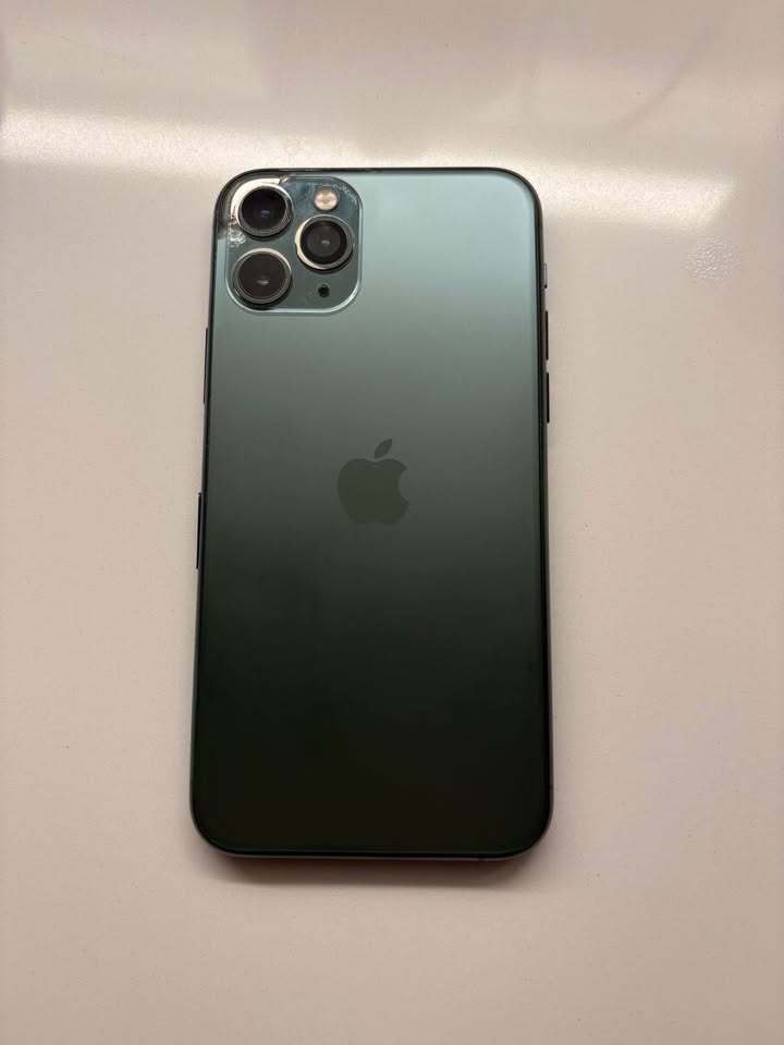 iPhone 11Pro midnight green - photo 2
