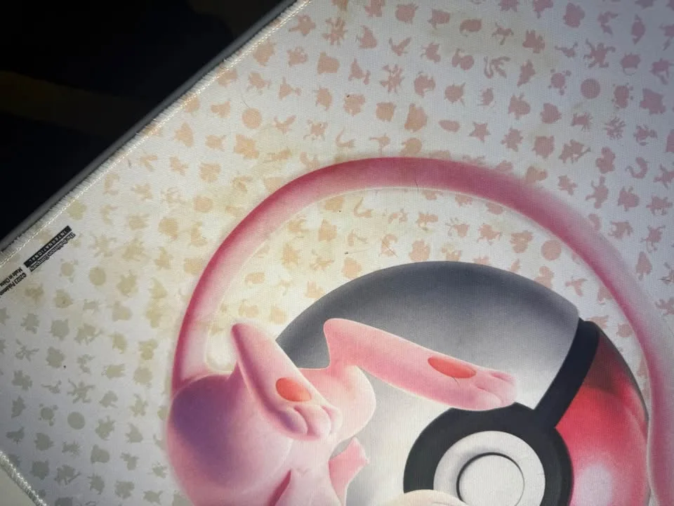 Pokémon 151 TCG Collectible Playmat image indicator(2)