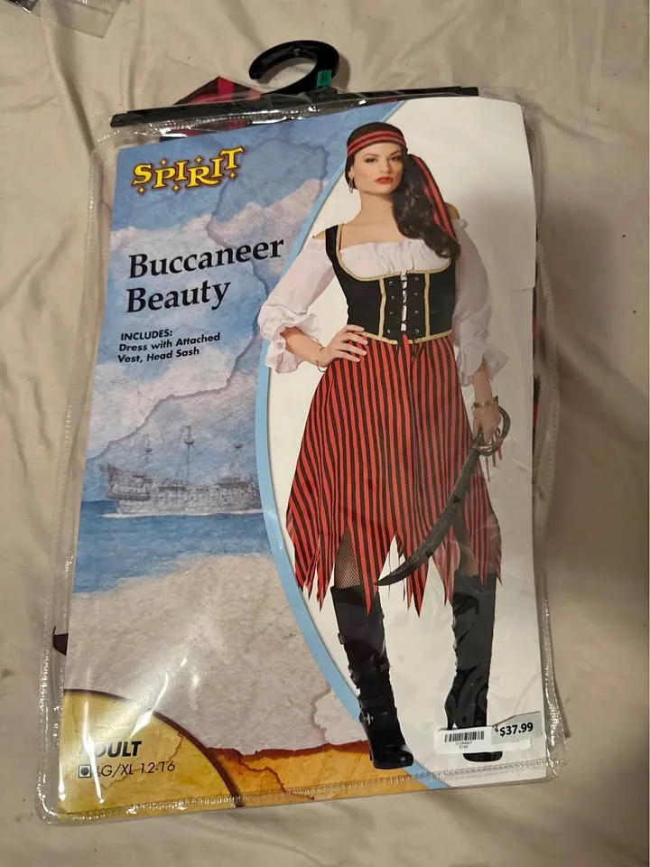 Woman halloween costume
