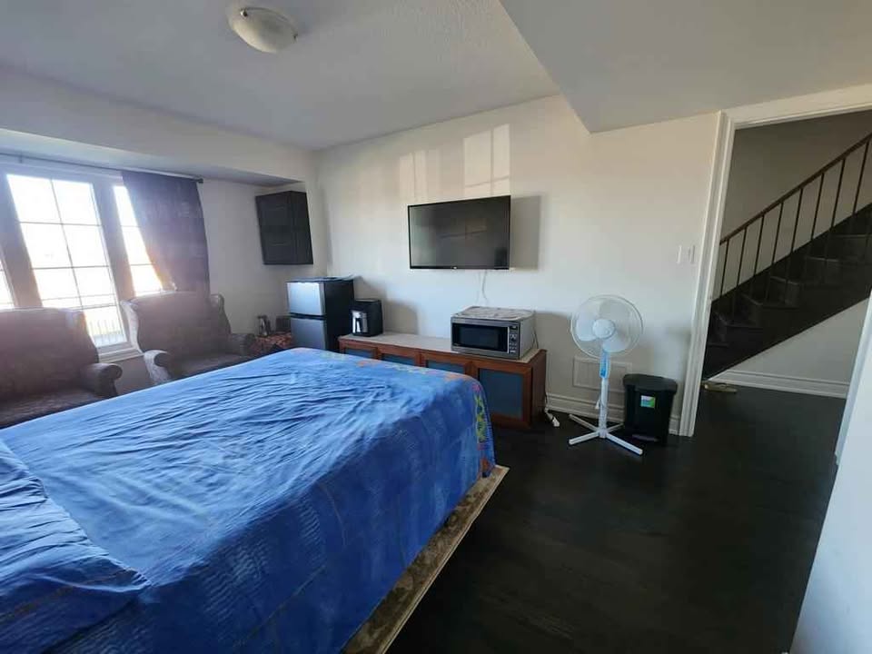 Private room for rent - photo 3
