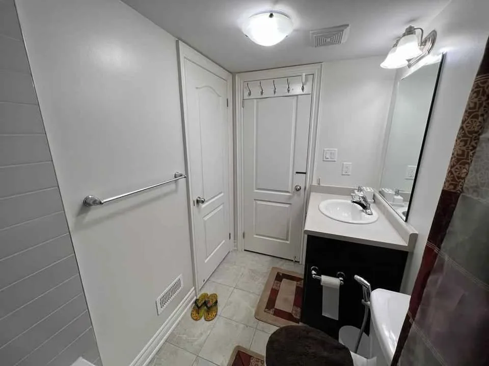 Private room for rent image indicator(9)