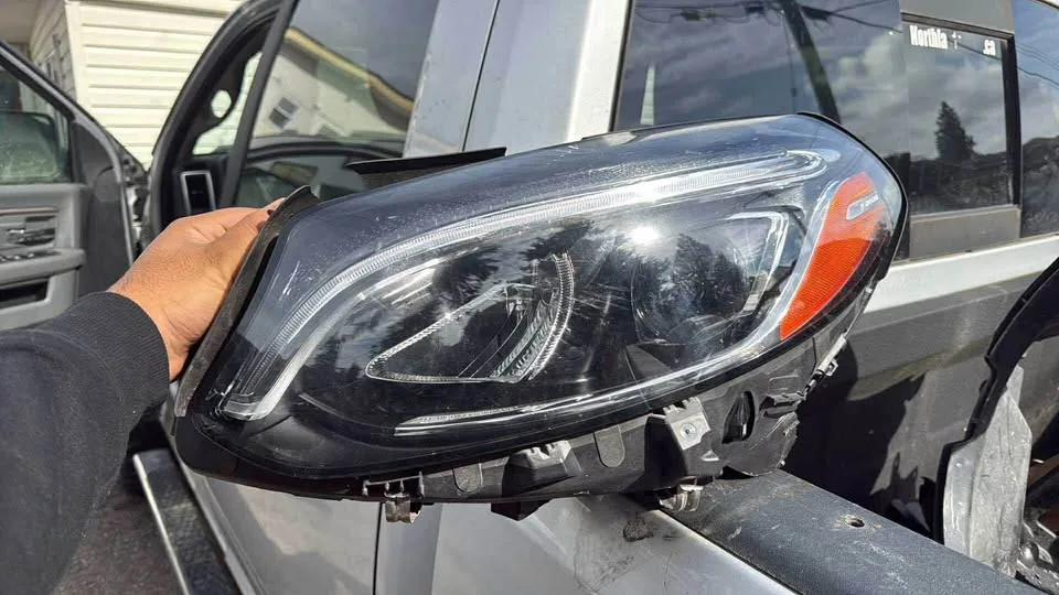 Mercedes b250 headlight image indicator(3)