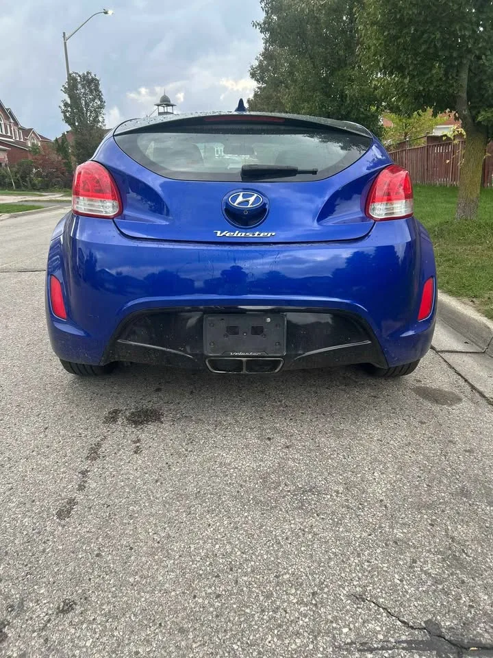 2012 Hyundai Veloster image indicator(7)