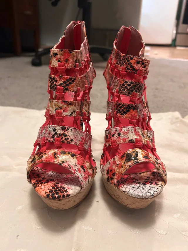 Wedge Heel Shoes thumbnail