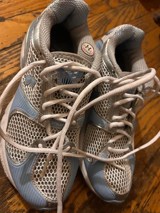 Under Armour Shoes thumbnail