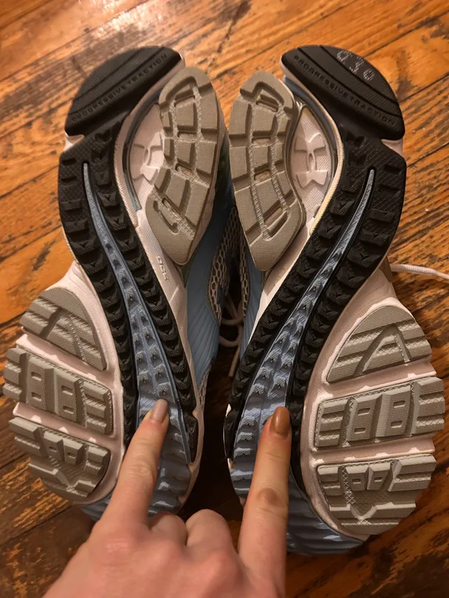 Under Armour Shoes - women’s size 7.5 image indicator(5)