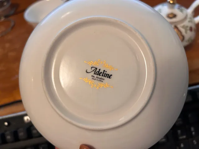 Adeline Tea Set image indicator(3)