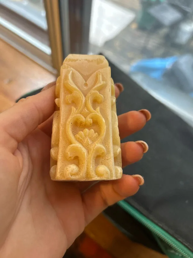 Carved Beeswax Candle – Vintage Floral Column Design image indicator(3)