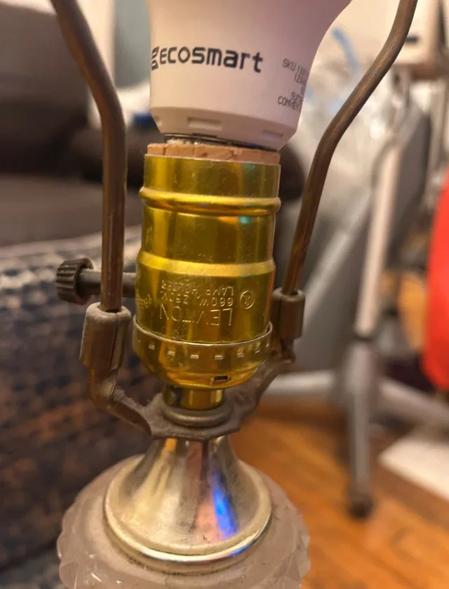 Vintage 1960s Zaječar Table Lamp Hollywood Regency Style image indicator(4)