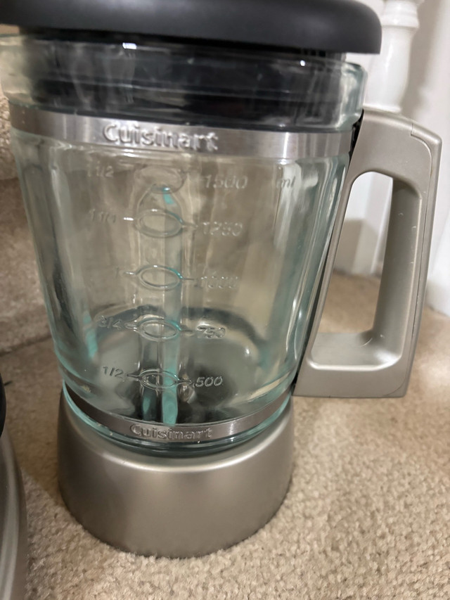 used Cuisinart blender 600 in silver - $50 - photo 5