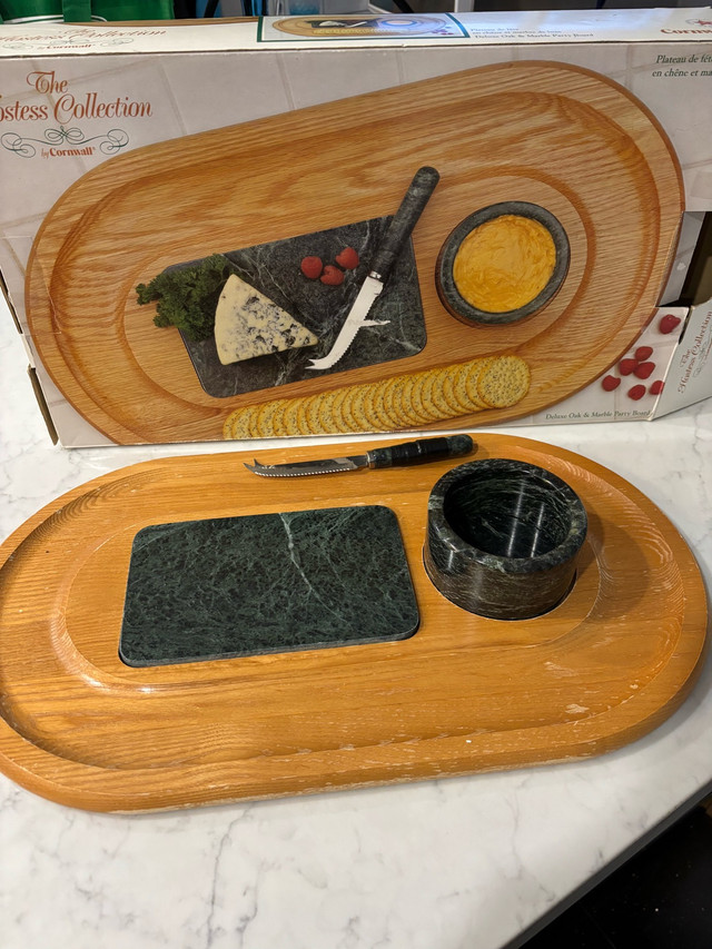 Deliver oak and marble party board - $15 - photo 2