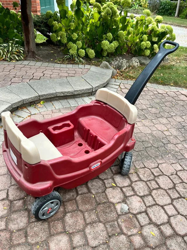 Little Tikes 2 seater Step 2 wagon - $50 thumbnail