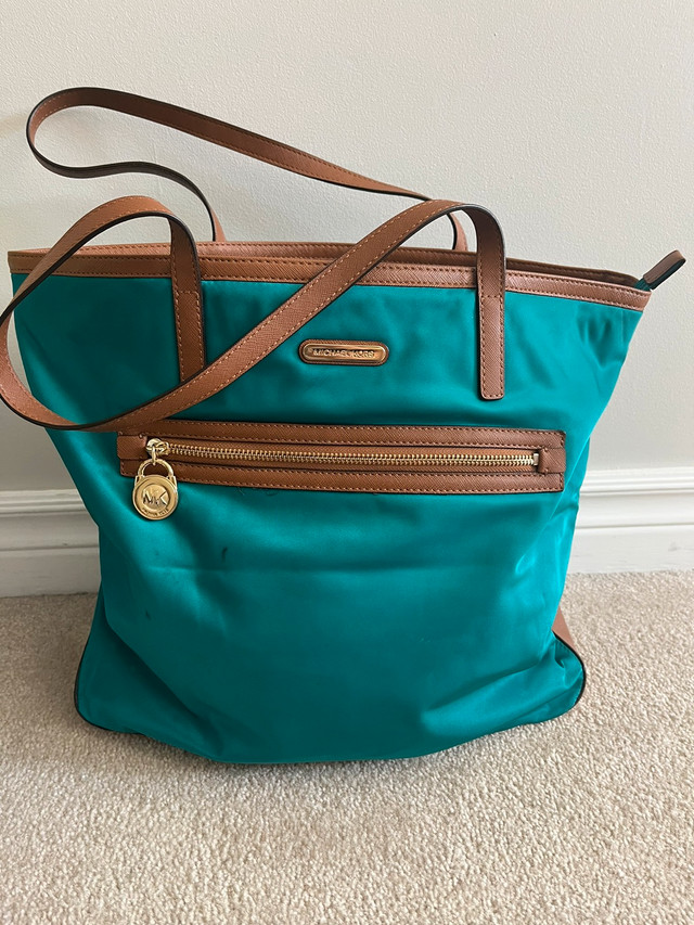Used authentic Michael Kors tote bag -$50