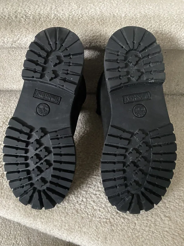 Boys Like New Timberland black boots - Sz 5.5 - $60 image indicator(4)