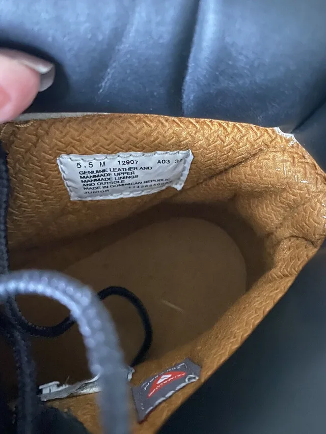 Boys Like New Timberland black boots - Sz 5.5 - $60 image indicator(5)