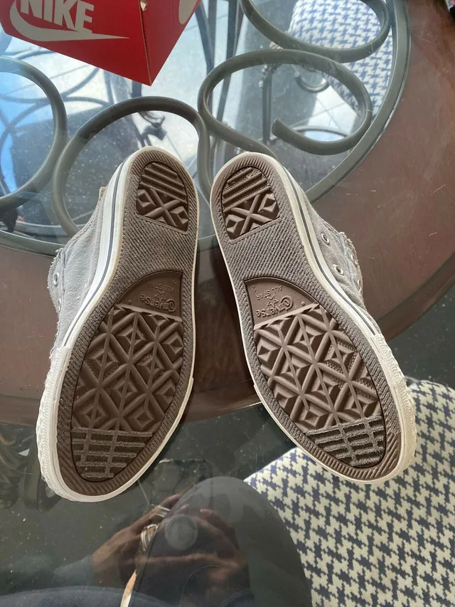 Boys used Converse slip on shoes - $10 image indicator(2)